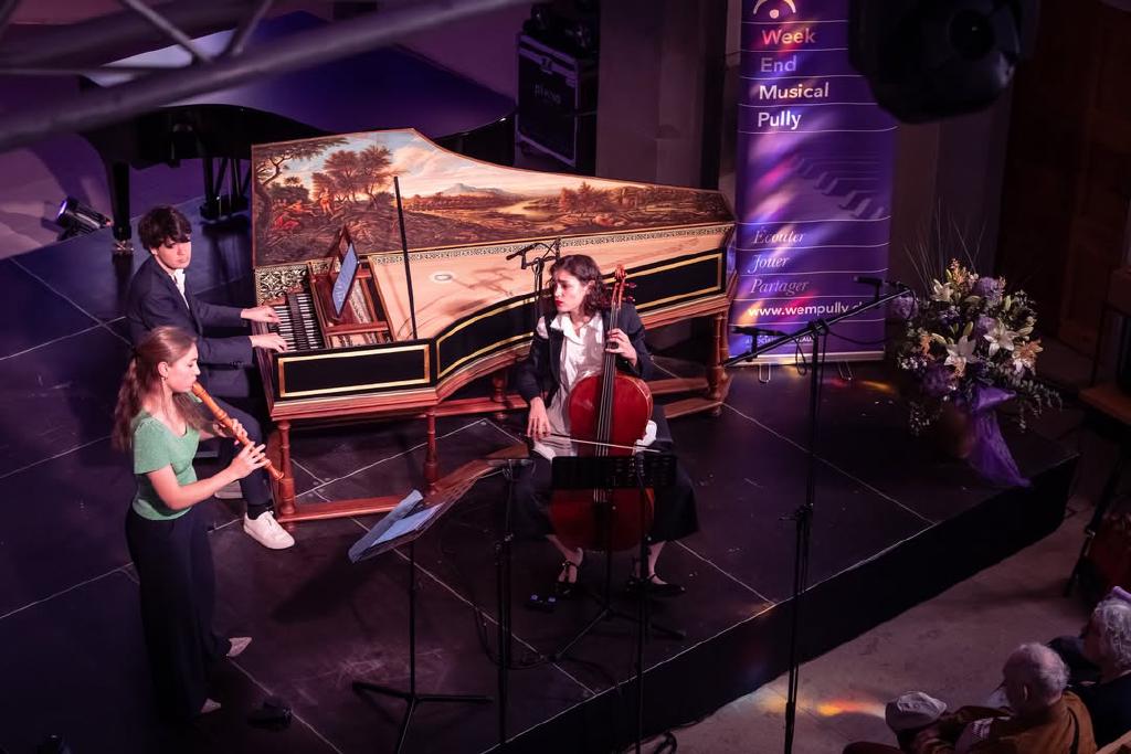 Lucie Horsch, Anastasia Kobekina and Justin Taylor at Pully